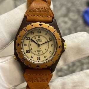 Vintage TIMEX Safari CR 1025 CELL PHILIPPINES QUARTZ 38MM Men’s Watches